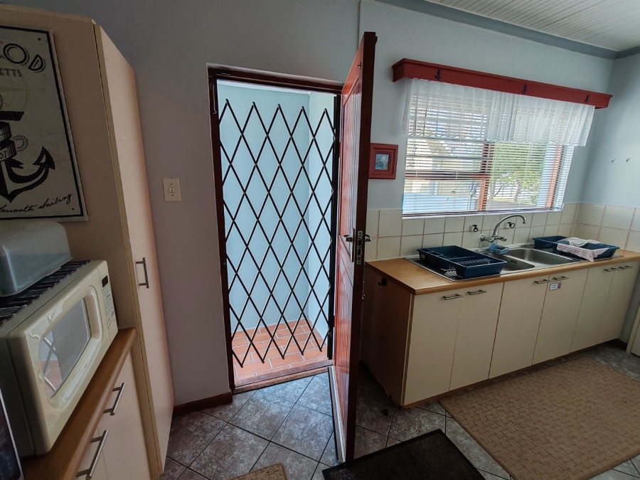 3 Bedroom Property for Sale in De Kelders Western Cape